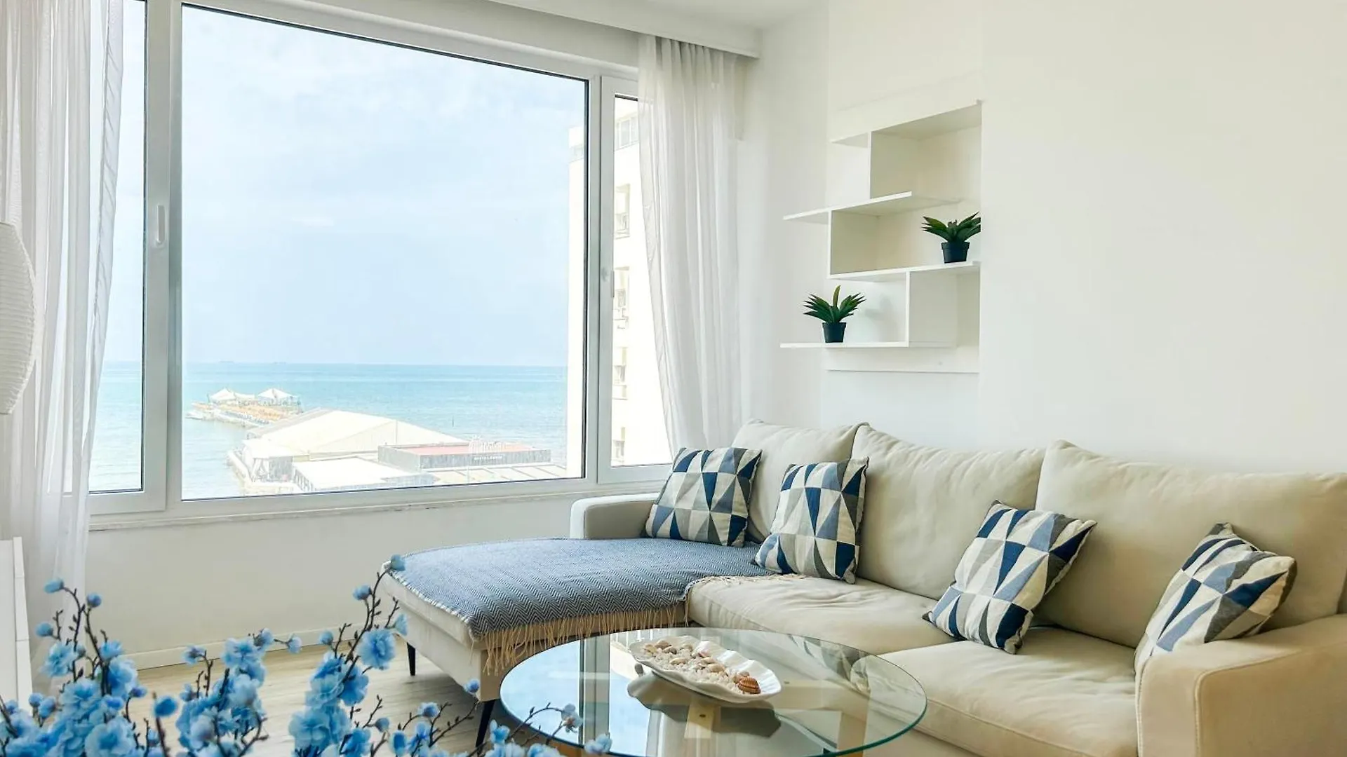 Pure & Intact 577 Lägenhet Durrës