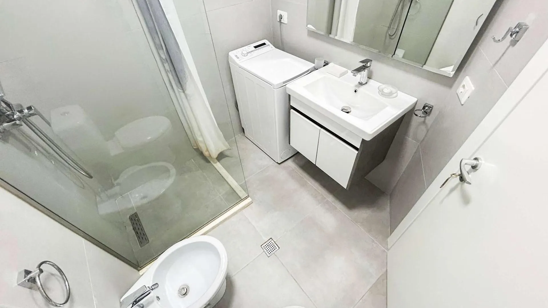 Pure & Intact 577 Daire Dıraç 0*,